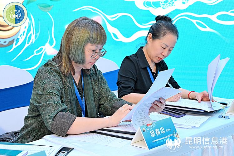 2023年昆明市职业技能竞赛暨插花花艺师竞赛圆满落幕(图5)