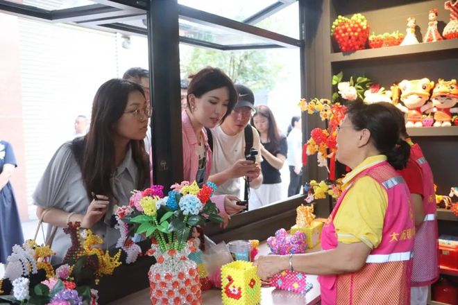发挥“联”字优势！广东省各级妇联织密服务基层妇儿“巾帼网”(图4)