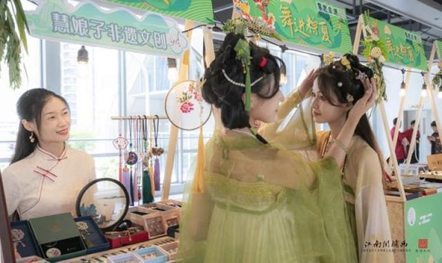沪上本地民俗、国风市集、非遗手工、民族风高定在沪上商圈沉浸式感受诗意端午！(图6)